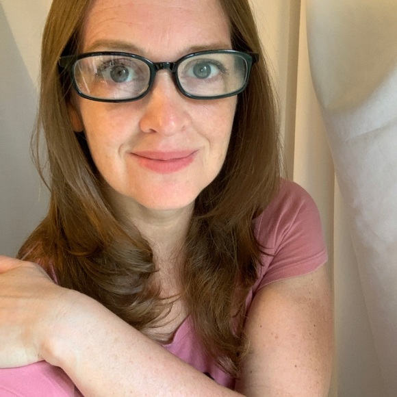 Meet your Posher, Wen of Second Spring Sales! - Picture 5 of 7